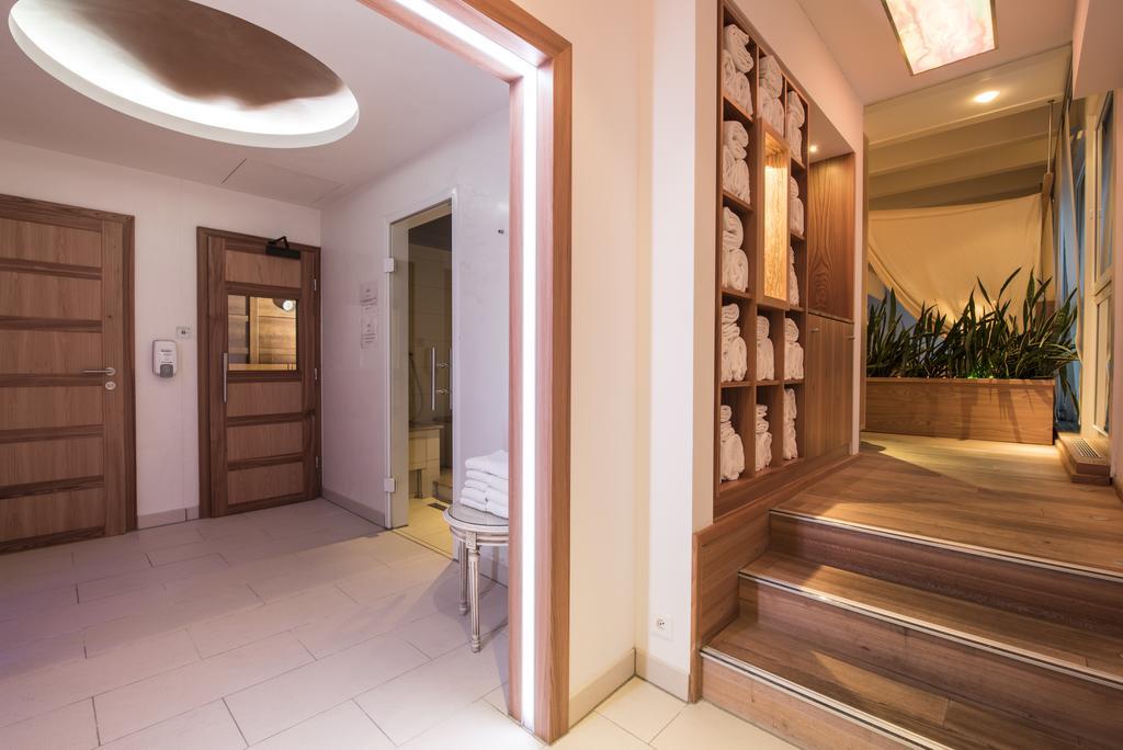 Posthotel Holiday Villa Arosa Esterno foto