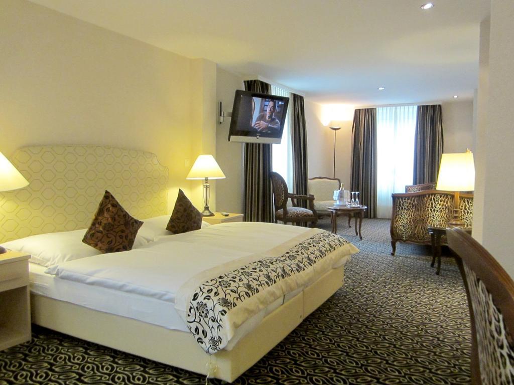 Posthotel Holiday Villa Arosa Camera foto