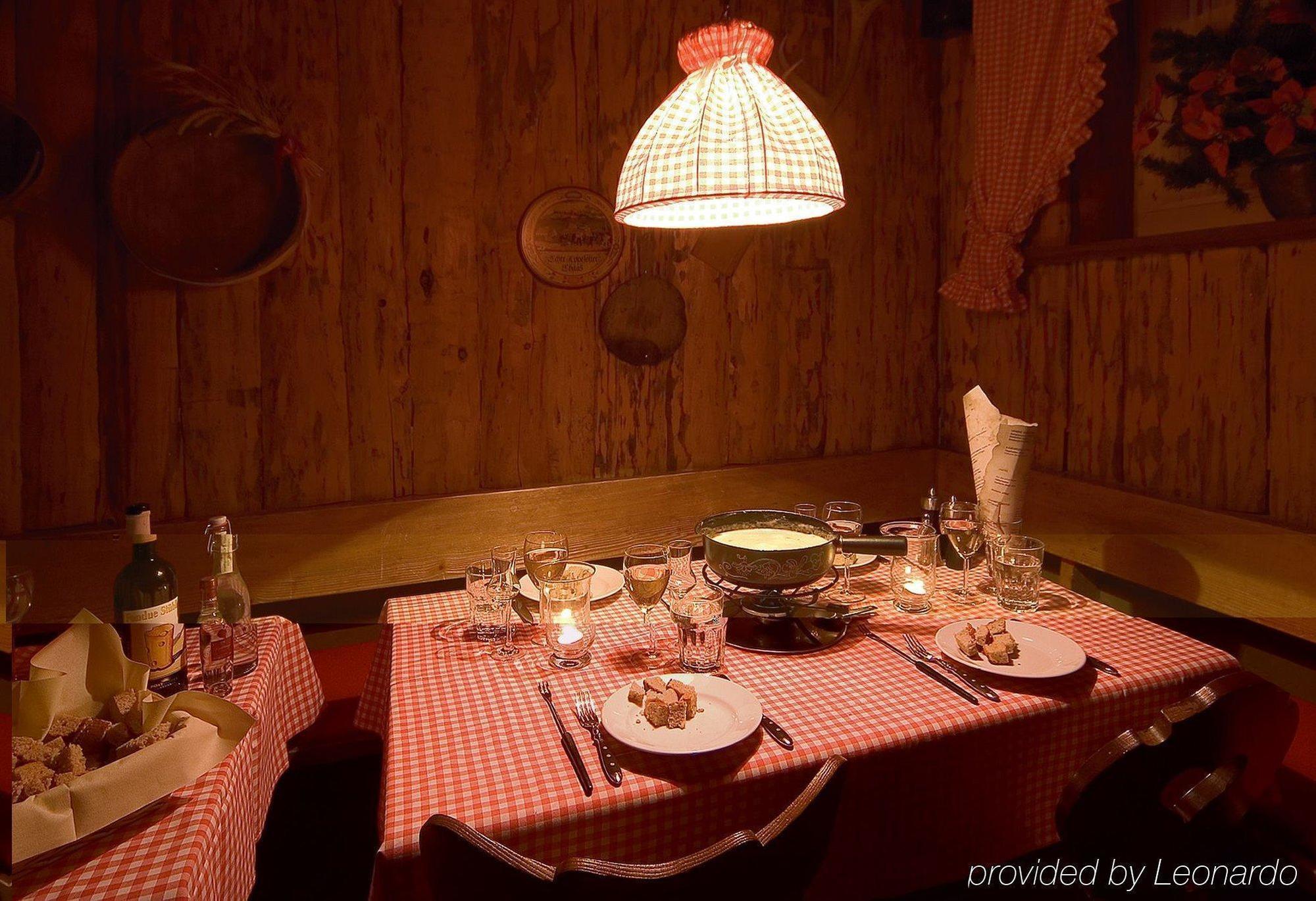 Posthotel Holiday Villa Arosa Ristorante foto