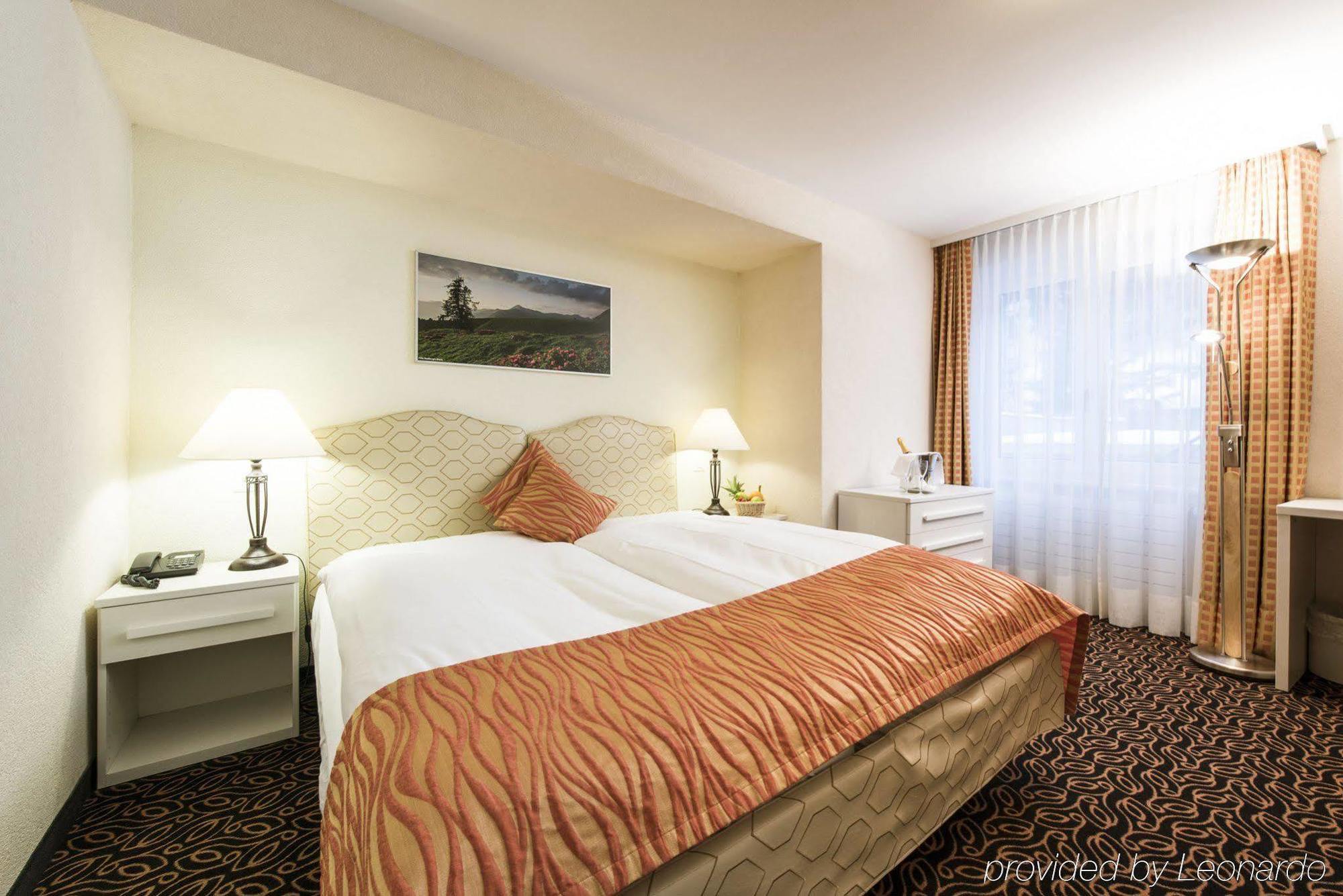 Posthotel Holiday Villa Arosa Esterno foto